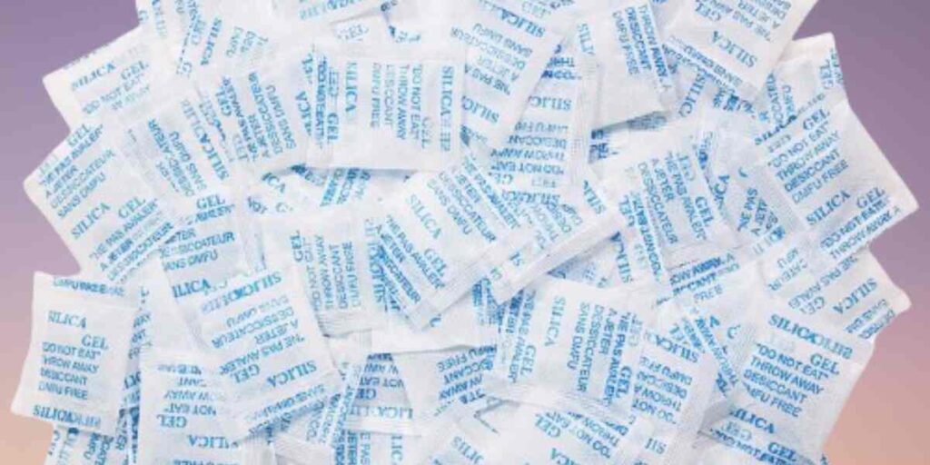  Silica Gel Packets
