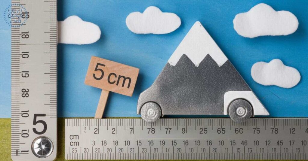 Five centimeters on a ruler is easy to identify because it is a common unit marked on most standard rulers. Here's how to visualize it: